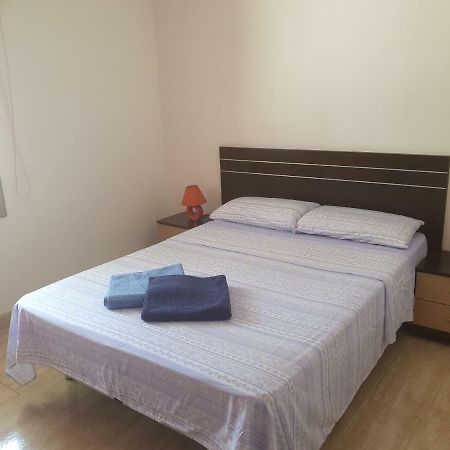Апартаменты Apartamento Kristina Салоу Экстерьер фото